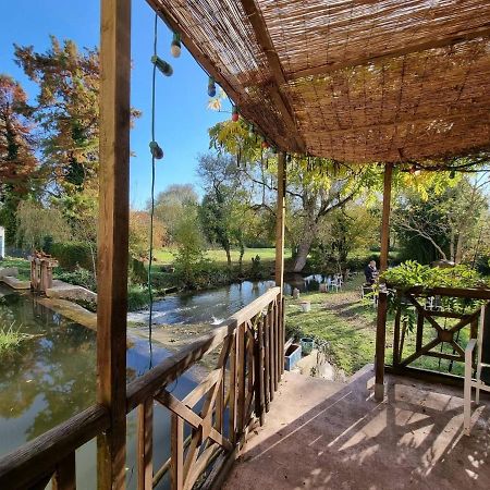 Villa La Roulotte Du Moulin De Palet à Baugé Extérieur photo
